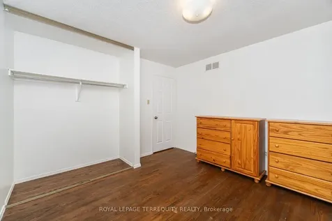 4085 Wheelwright Crescent Mississauga ON L5L 2X3