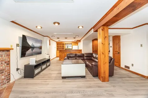 4085 Wheelwright Crescent Mississauga ON L5L 2X3