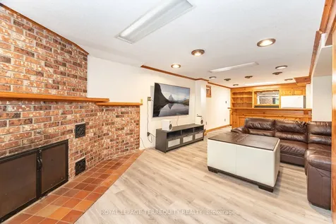 4085 Wheelwright Crescent Mississauga ON L5L 2X3