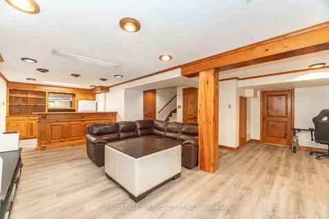4085 Wheelwright Crescent Mississauga ON L5L 2X3