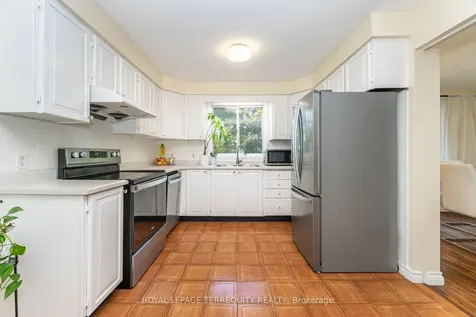 4085 Wheelwright Crescent Mississauga ON L5L 2X3