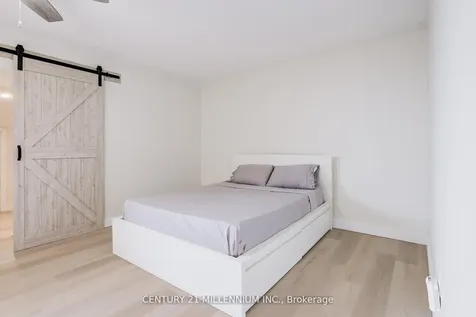 1000 Cedarglen Gate Mississauga ON L5C 3Z5