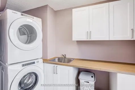 1000 Cedarglen Gate Mississauga ON L5C 3Z5