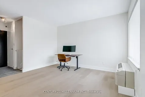 1000 Cedarglen Gate Mississauga ON L5C 3Z5