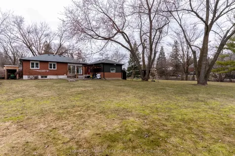 292 Woodward Avenue Milton ON L9T 1V2