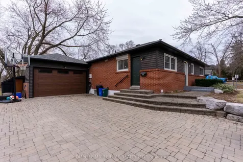 292 Woodward Avenue Milton ON L9T 1V2