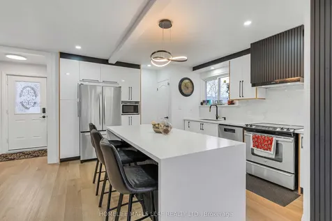 292 Woodward Avenue Milton ON L9T 1V2