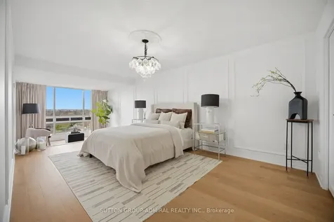 2185 Marine Drive Oakville ON L6L 5L6