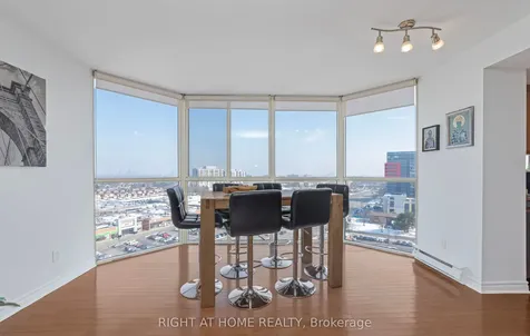1360 Rathburn Road E Mississauga ON L4W 4H4