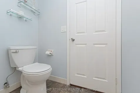 1360 Rathburn Road E Mississauga ON L4W 4H4