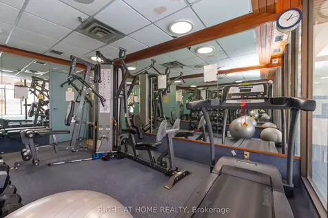 1360 Rathburn Road E Mississauga ON L4W 4H4