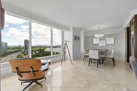 2045 Lakeshore Boulevard W Toronto ON M8V 2Z6