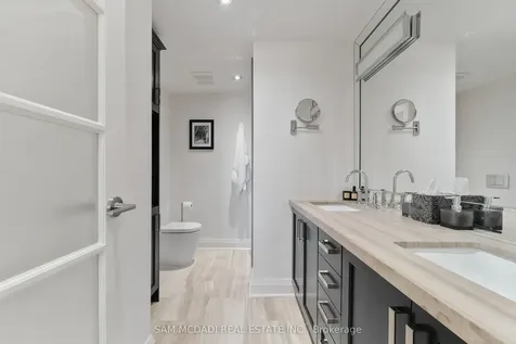 2045 Lakeshore Boulevard W Toronto ON M8V 2Z6
