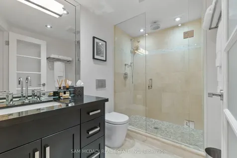 2045 Lakeshore Boulevard W Toronto ON M8V 2Z6