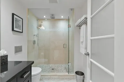 2045 Lakeshore Boulevard W Toronto ON M8V 2Z6