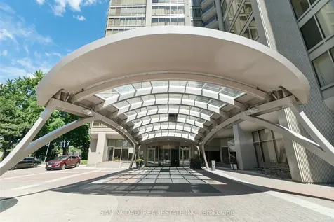 2045 Lakeshore Boulevard W Toronto ON M8V 2Z6