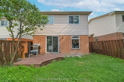4 Lawnview Court Brampton ON L7G 1T4