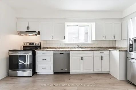 4 Cranston Road Toronto ON M9B 3X8