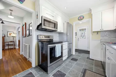46 Twentieth Street Toronto ON M8V 3L6