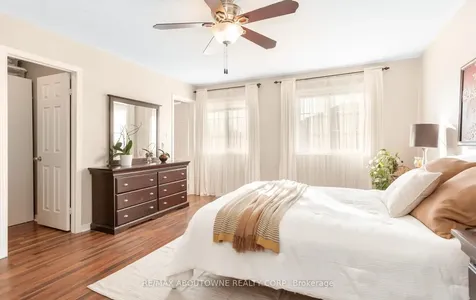 1363 Brookstar Drive Oakville ON L6M 3W1