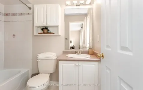 1363 Brookstar Drive Oakville ON L6M 3W1