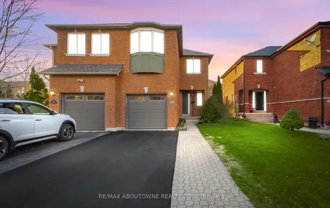 1363 Brookstar Drive Oakville ON L6M 3W1