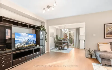 1363 Brookstar Drive Oakville ON L6M 3W1