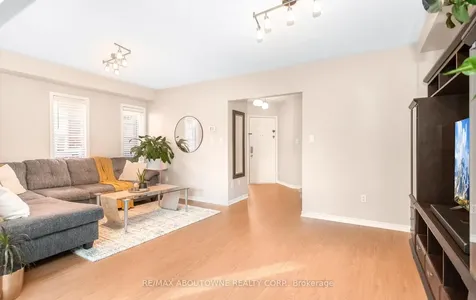 1363 Brookstar Drive Oakville ON L6M 3W1