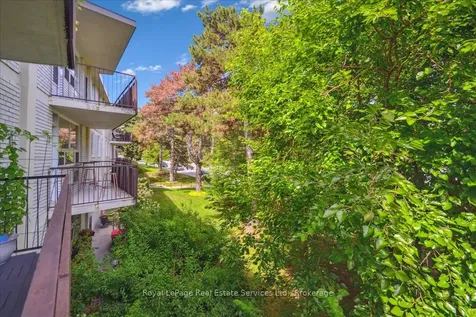 100 Coe Hill Drive Toronto ON M6S 3E1