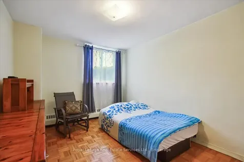 100 Coe Hill Drive Toronto ON M6S 3E1