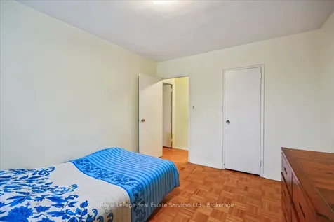 100 Coe Hill Drive Toronto ON M6S 3E1