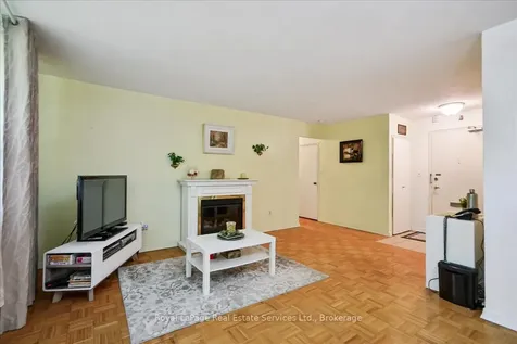 100 Coe Hill Drive Toronto ON M6S 3E1