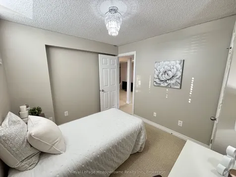 1380 Costigan Road Milton ON L9T 8L2