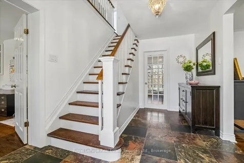 445 Macdonald Road Oakville ON L6J 2B7
