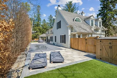 445 Macdonald Road Oakville ON L6J 2B7