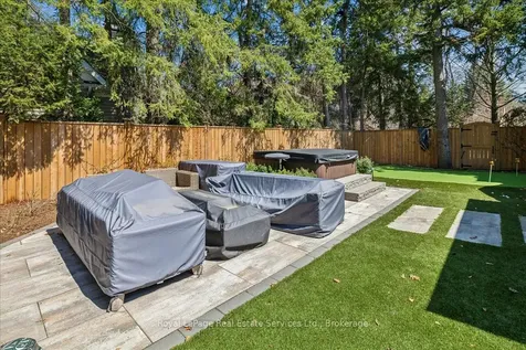 445 Macdonald Road Oakville ON L6J 2B7