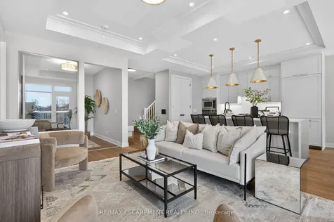 123 Maurice Drive Oakville ON L6K 2W6