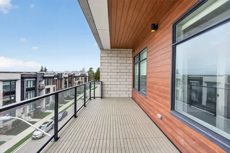 123 Maurice Drive Oakville ON L6K 2W6