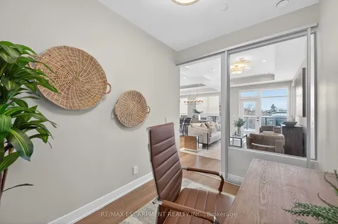 123 Maurice Drive Oakville ON L6K 2W6