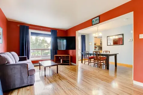7 Hamlet Court Brampton ON L6S 1X5