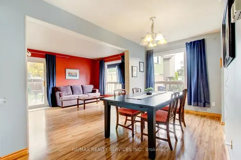 7 Hamlet Court Brampton ON L6S 1X5