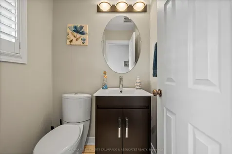 24 Manorwood Court Caledon ON L7E 2S9