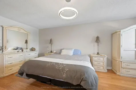 24 Manorwood Court Caledon ON L7E 2S9