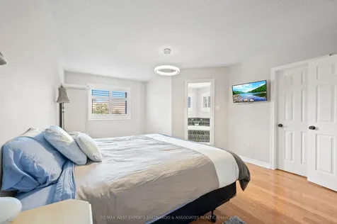 24 Manorwood Court Caledon ON L7E 2S9