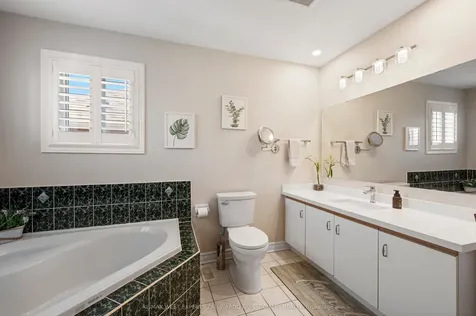 24 Manorwood Court Caledon ON L7E 2S9