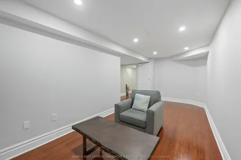 24 Manorwood Court Caledon ON L7E 2S9