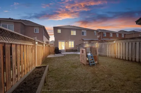 24 Manorwood Court Caledon ON L7E 2S9