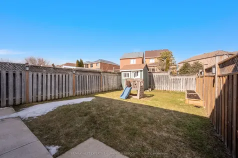24 Manorwood Court Caledon ON L7E 2S9