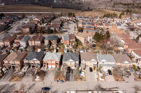 24 Manorwood Court Caledon ON L7E 2S9