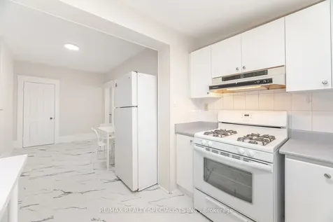 971 Saint Clarens Avenue Toronto ON M6H 3X8
